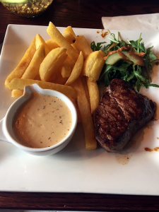 Fillet steak and chips, Henrick's, Edinburgh.